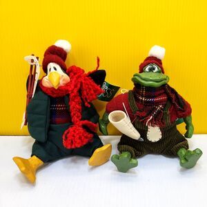 Blade & Igloo Winter Frogs Couple Russ Plush Resin Mitten Skates Country Folk